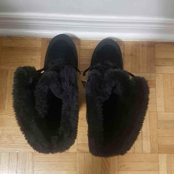 Columbia Women's Ice Maiden II Boot - Picture 4 of 10